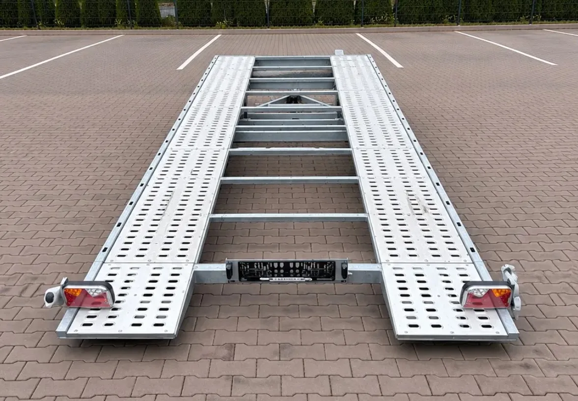 Sklopný autopřepravník 4500 x 2160mm – 3000kg