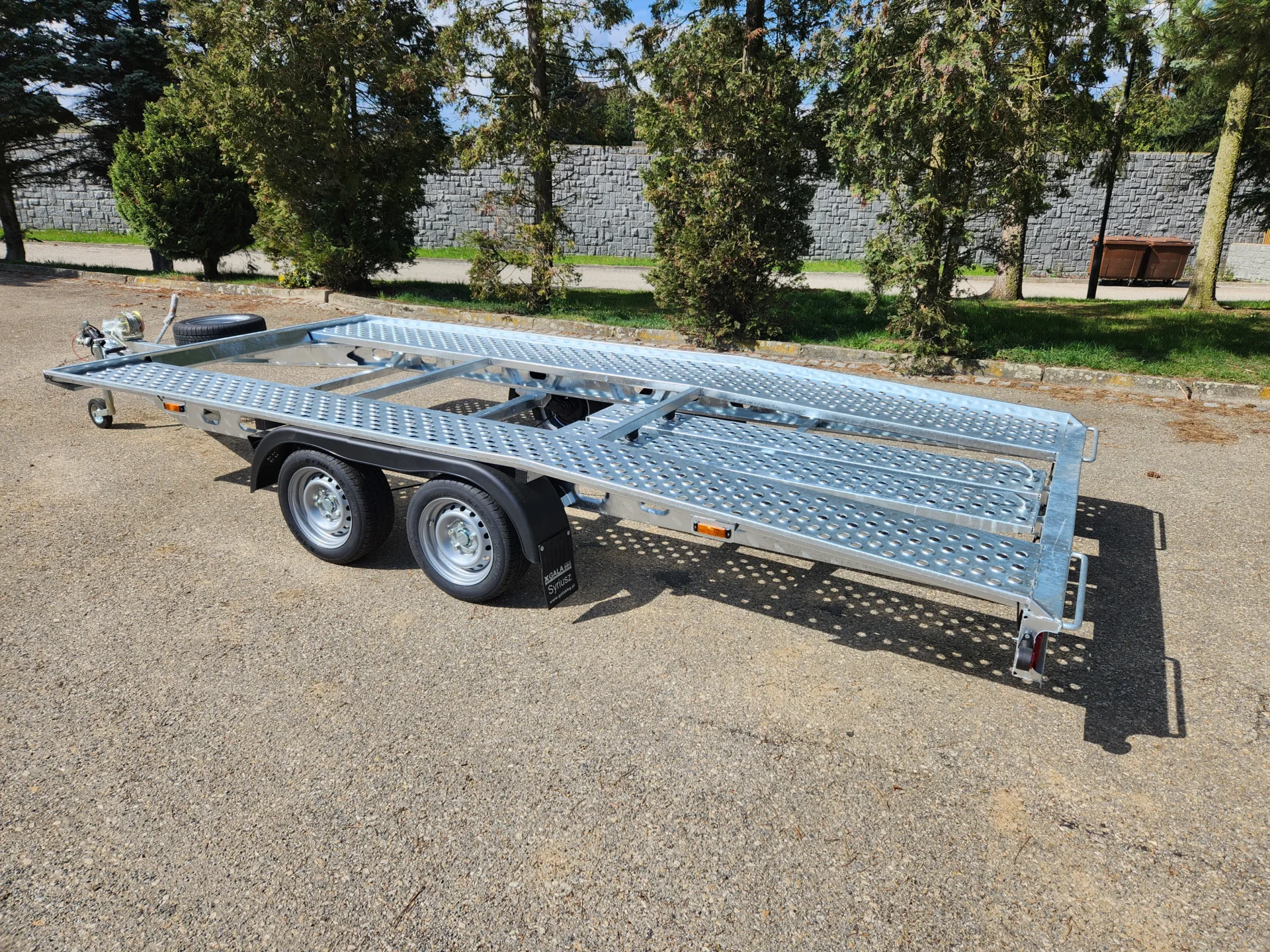 Snížený autopřepravník 450x210cm, 2700/510kg, VDI