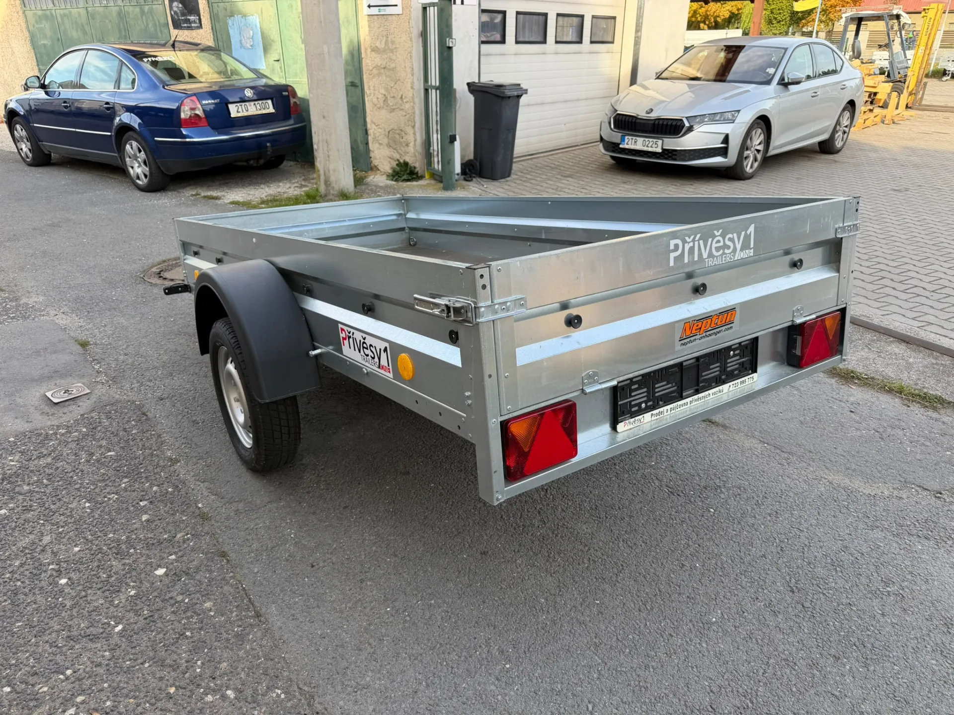 Přívěsný vozík Neptun 263×129 750kg