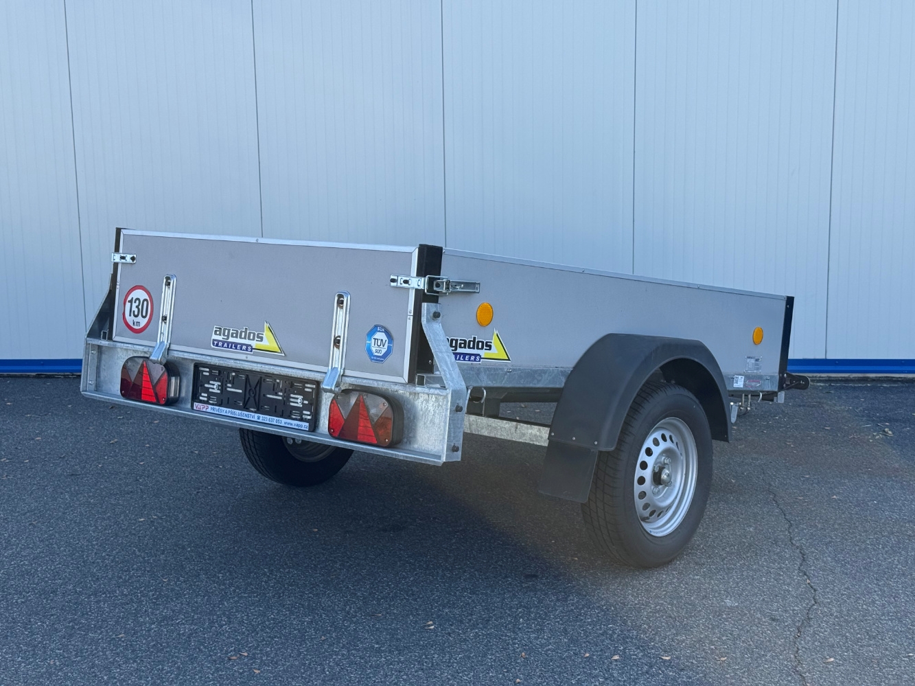 Agados VZ-23 nebrzděný valník 750 kg