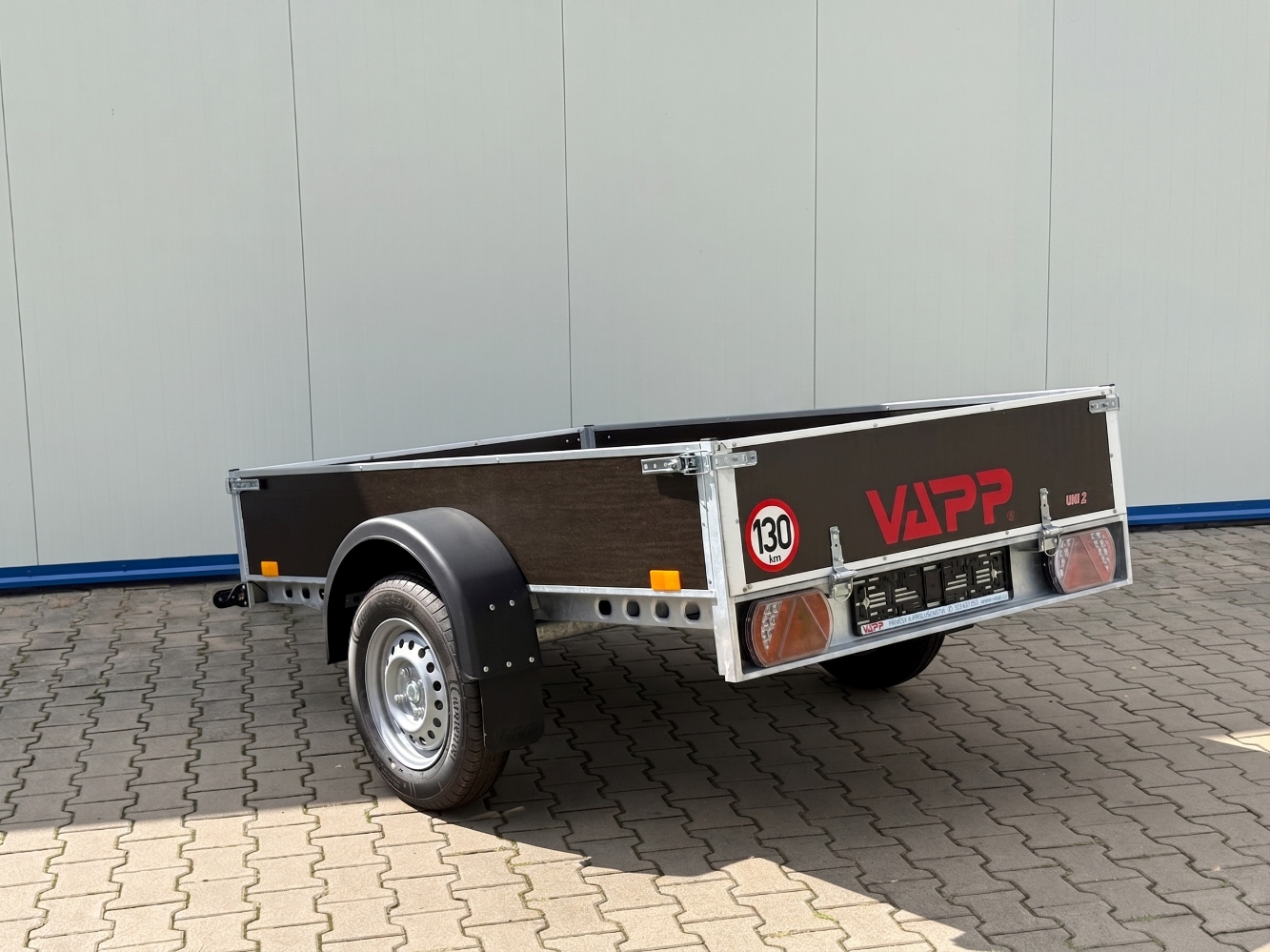 VAPP UNI 2 nebrzděný valník 750 kg