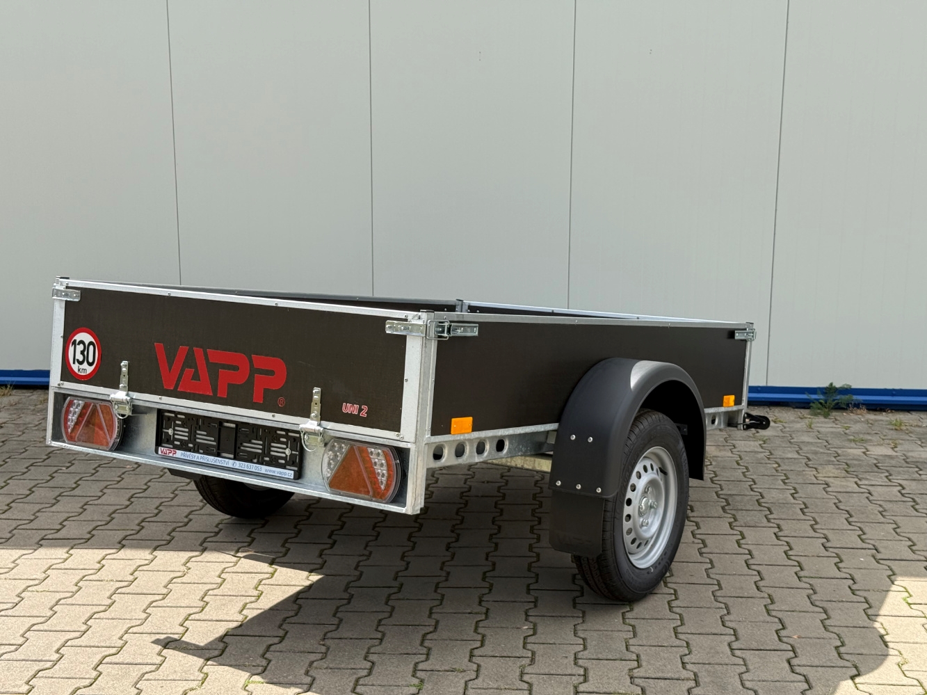 VAPP UNI 2 nebrzděný valník 750 kg
