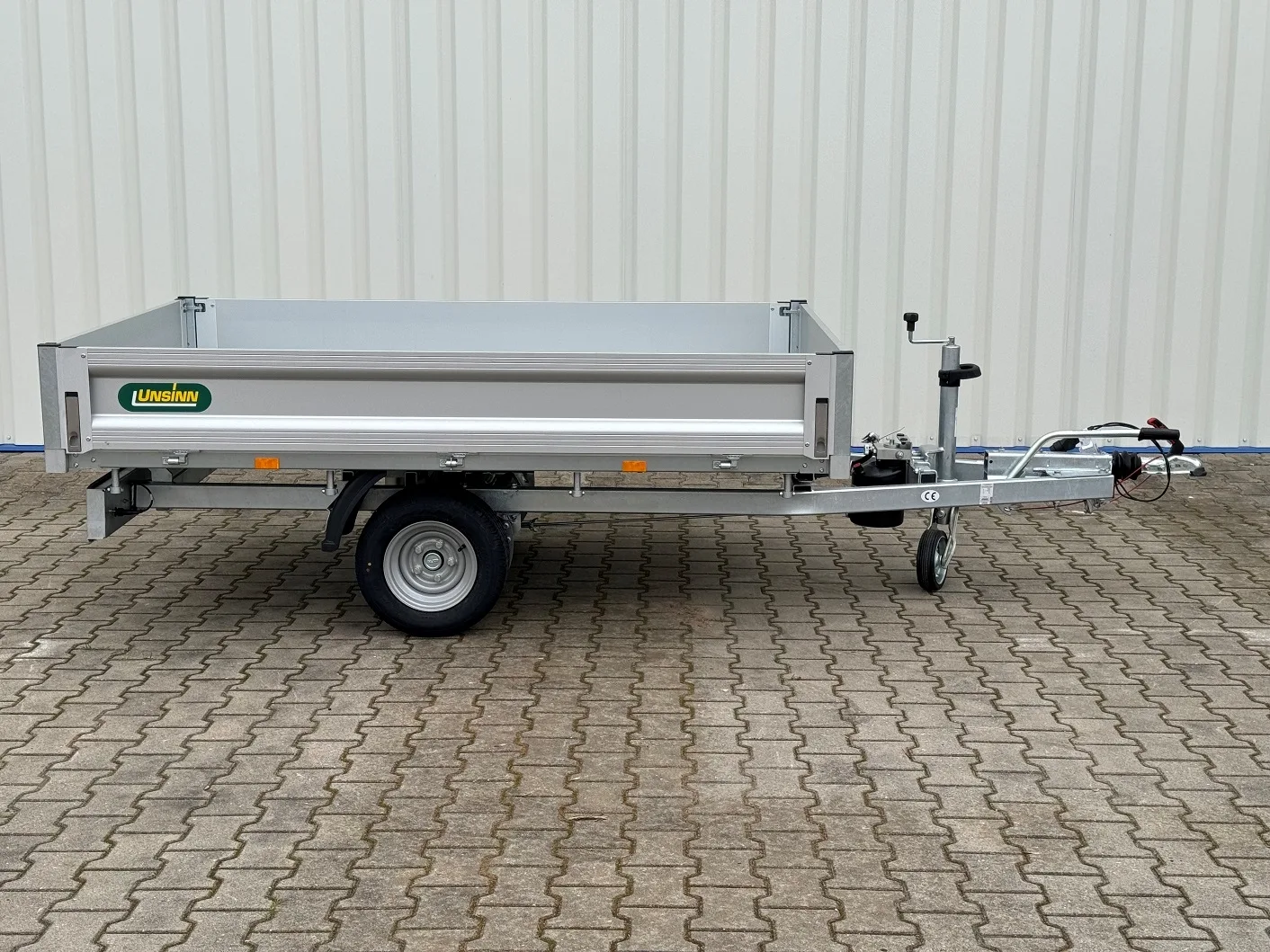 UNSINN UHK 2315-13-10 brzděný sklopný 1300 kg