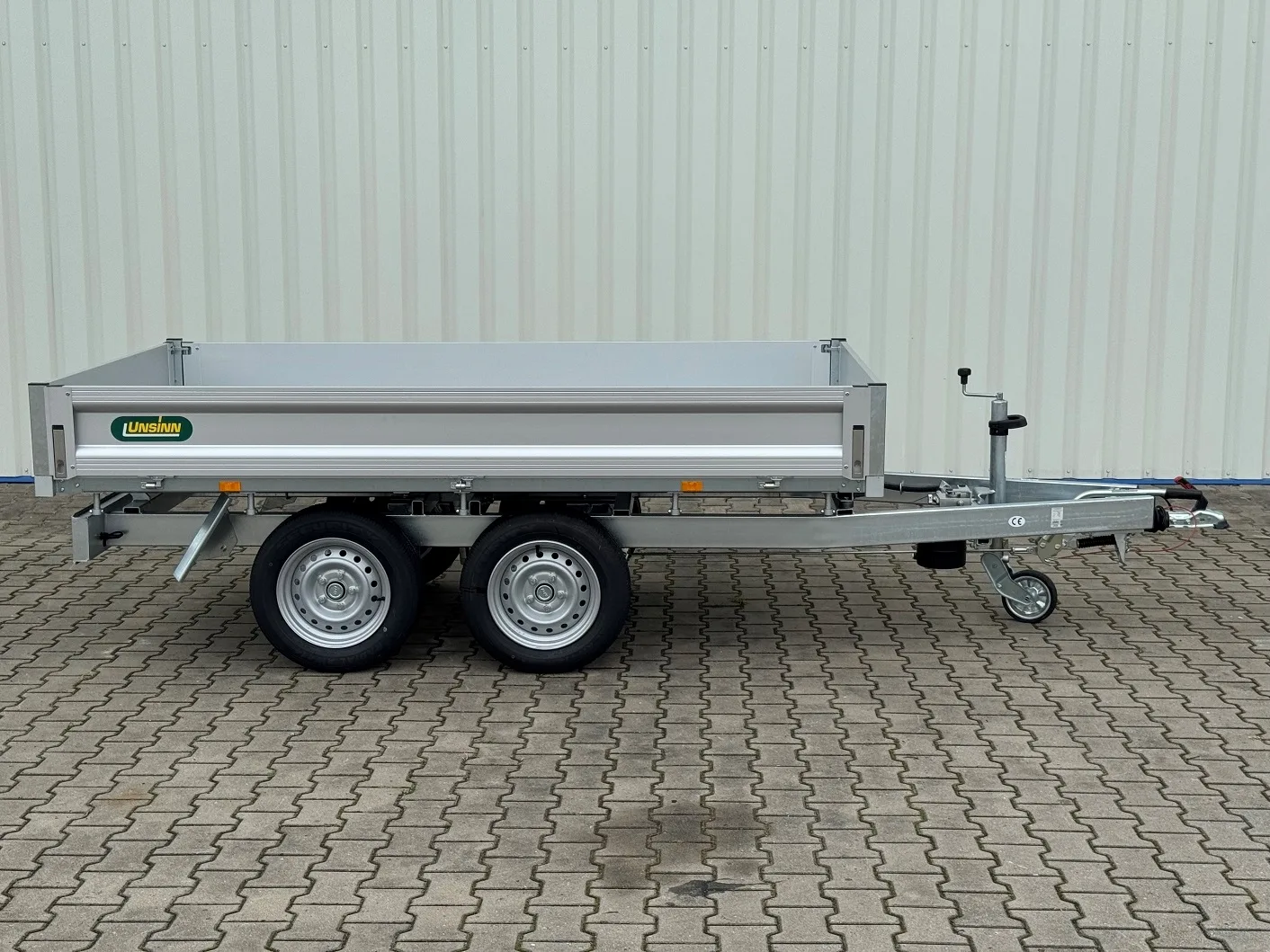 UNSINN UHK 2715-26-14 brzděný sklopný 2600 kg