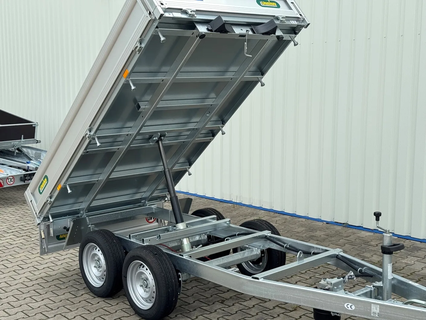 UNSINN UHK 2715-26-14 brzděný sklopný 2600 kg