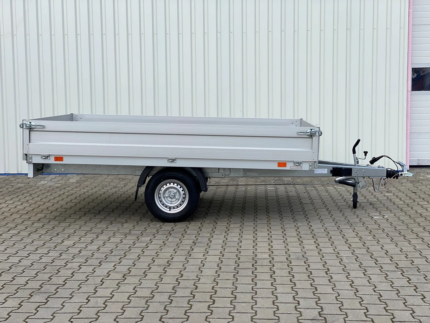 Agados VZ-32 EXPRESS 1300 kg – B1 brzděný valník