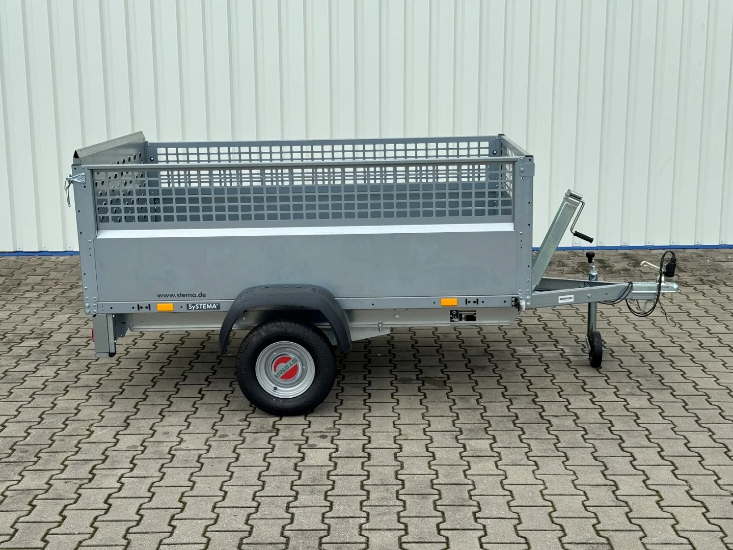 Stema REX 21 750 kg sklopný + bočnice 650 mm