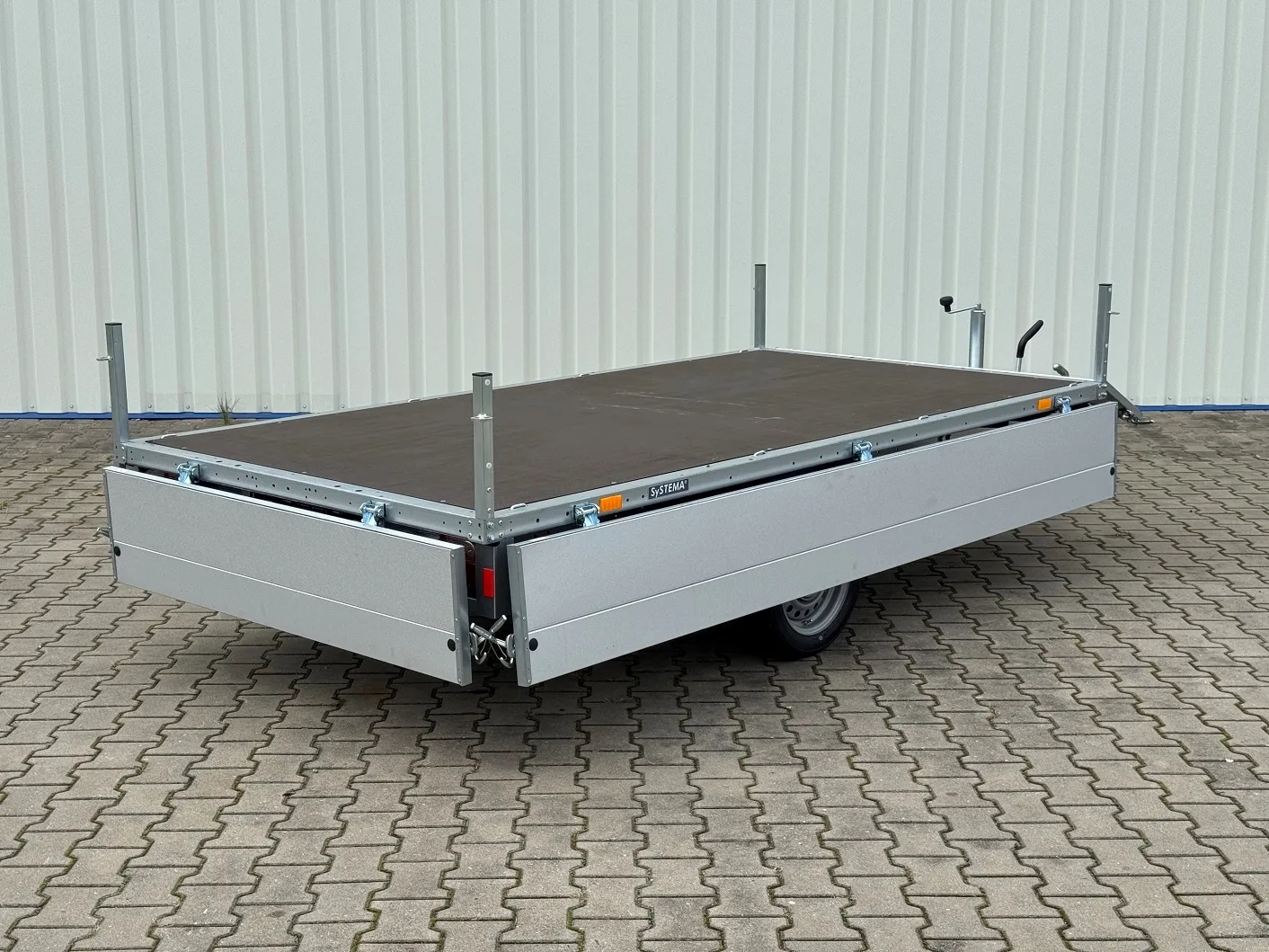 Stema SH 13-30-15 B1 brzděný valník 1300 kg