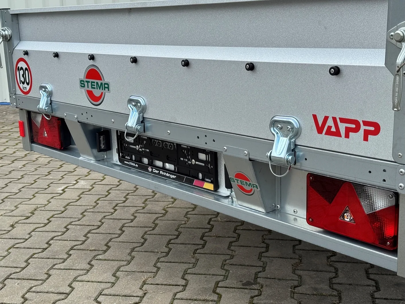Stema SH 15-30-18 B1 brzděný valník 1500 kg