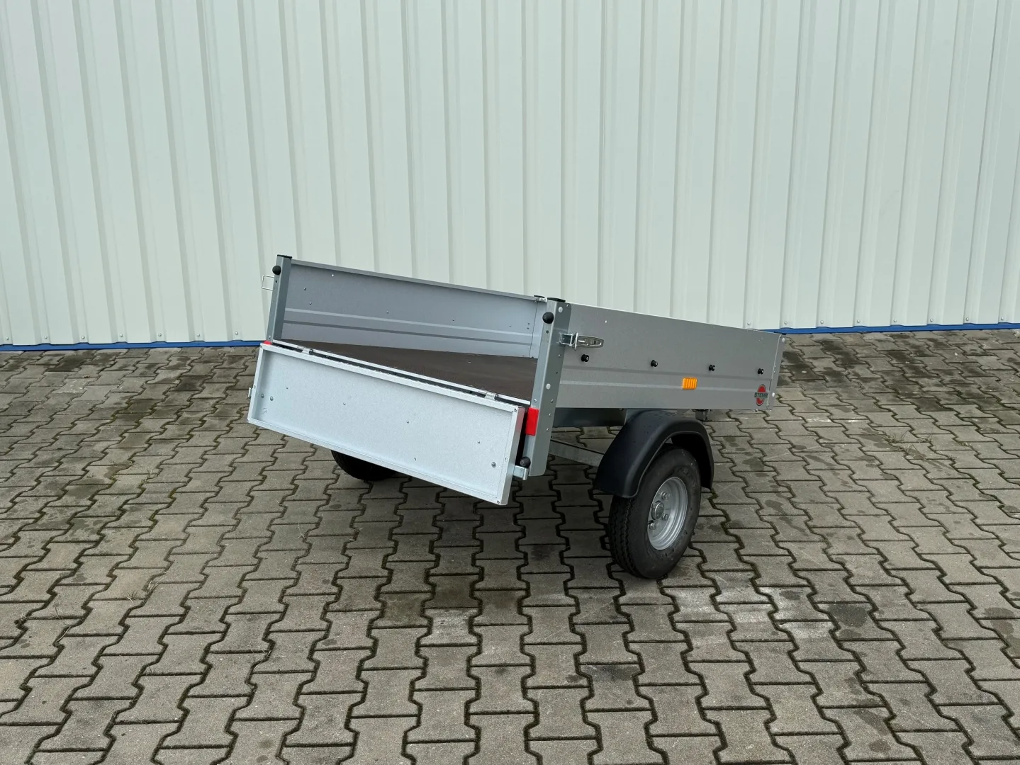 Stema MINI 350 nebrzděný valník 350 kg