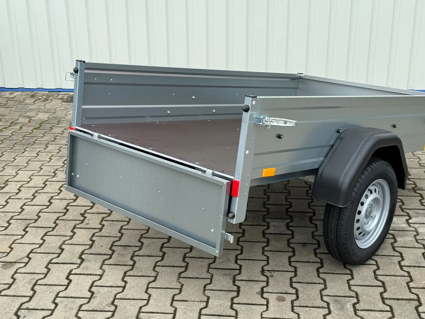 Stema OPTI 750 nebrzděný valník 750 kg