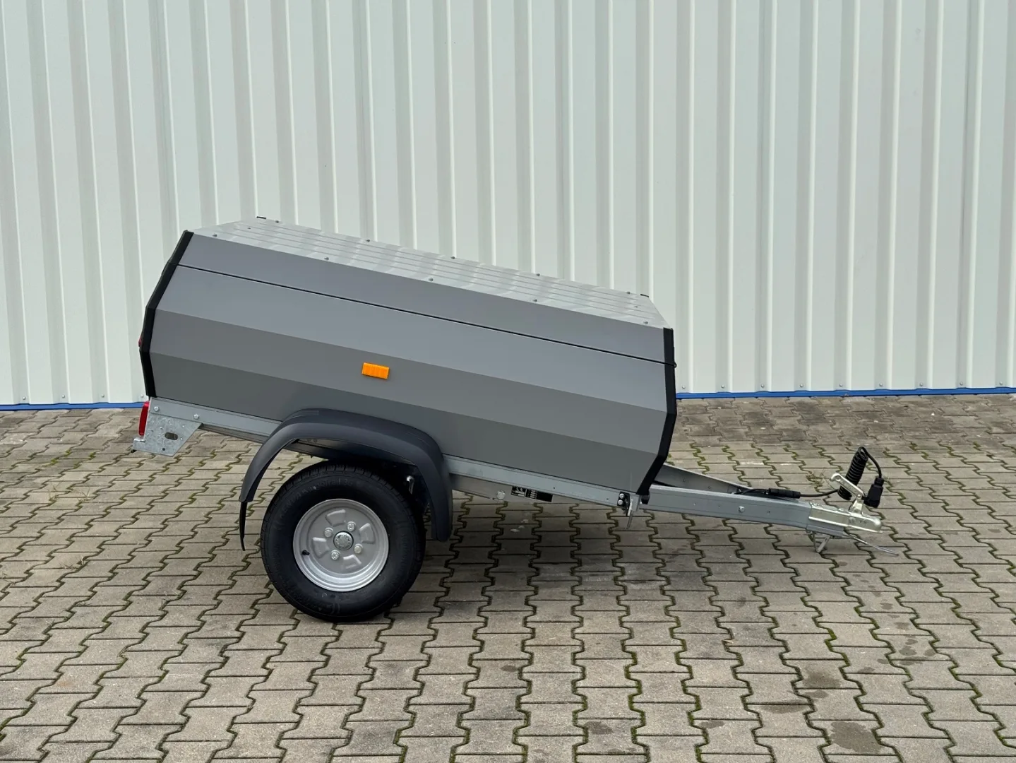 Stema RETRO 750 nebrzděný valník 750 kg