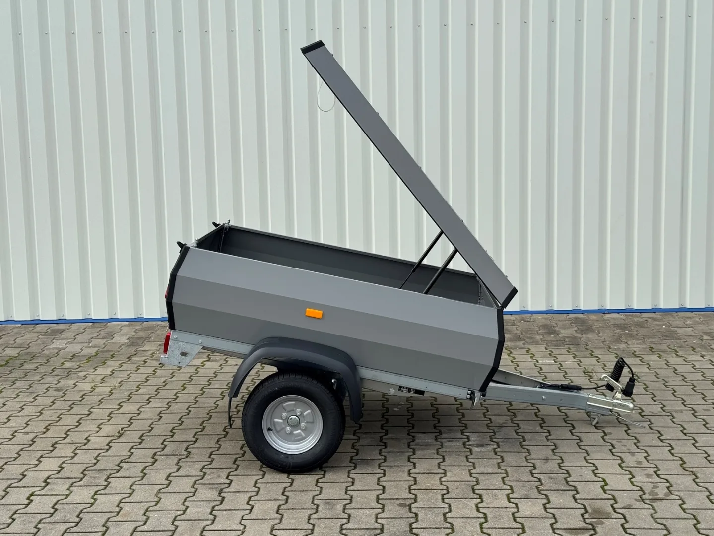 Stema RETRO 750 nebrzděný valník 750 kg
