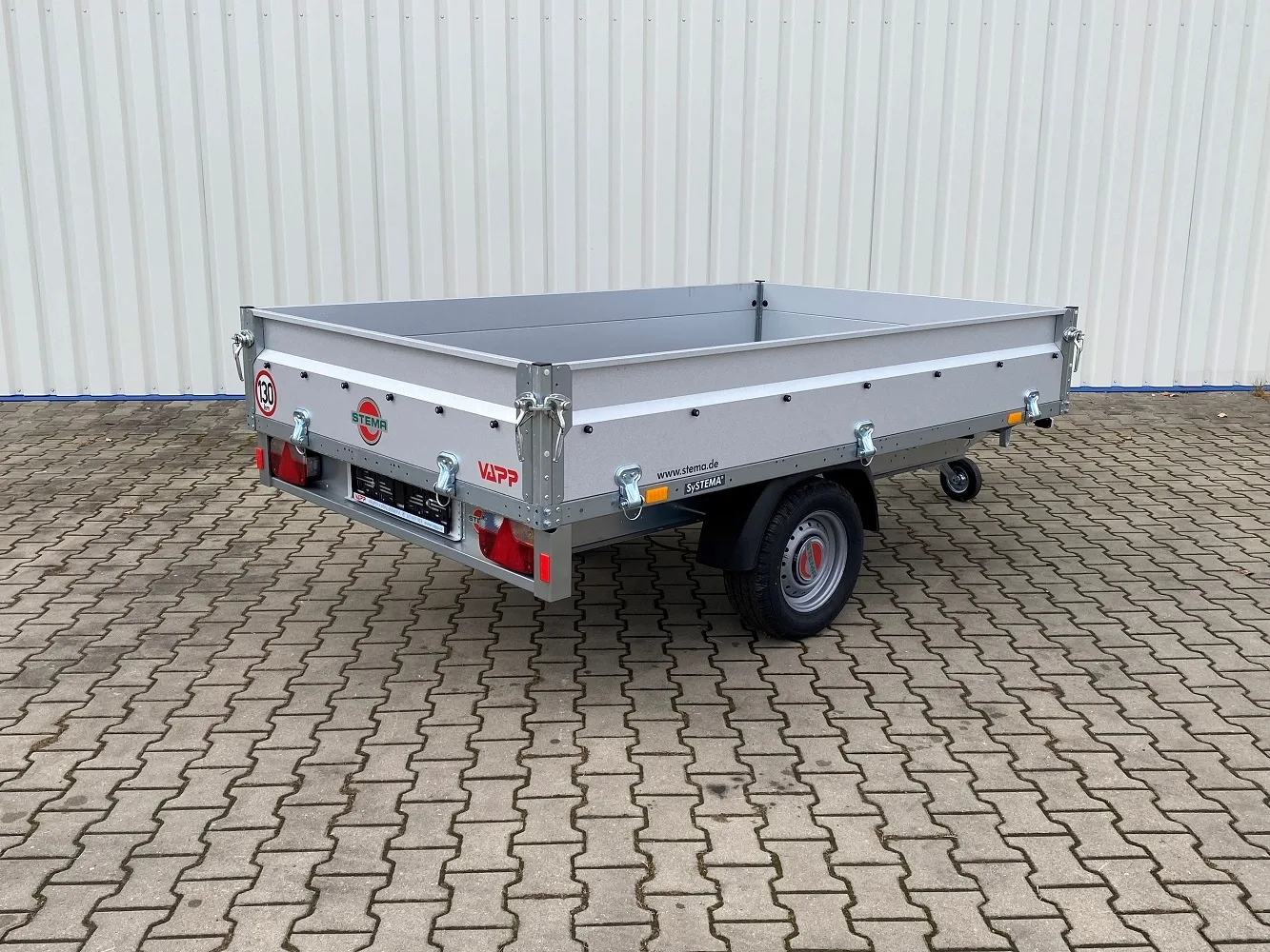 Stema SH 15-25-15 B1 brzděný valník 1500 kg