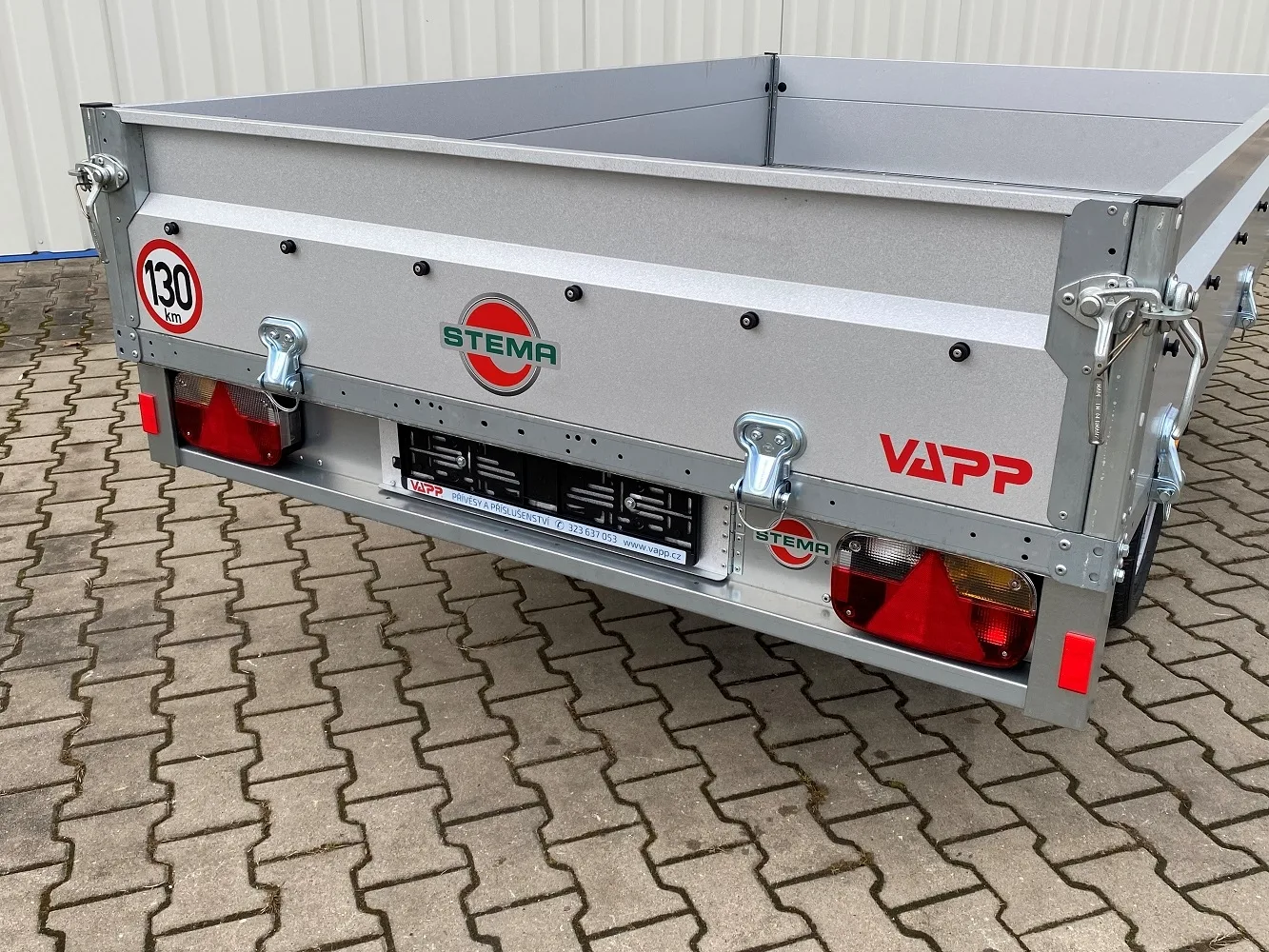 Stema SH 15-25-15 B1 brzděný valník 1500 kg