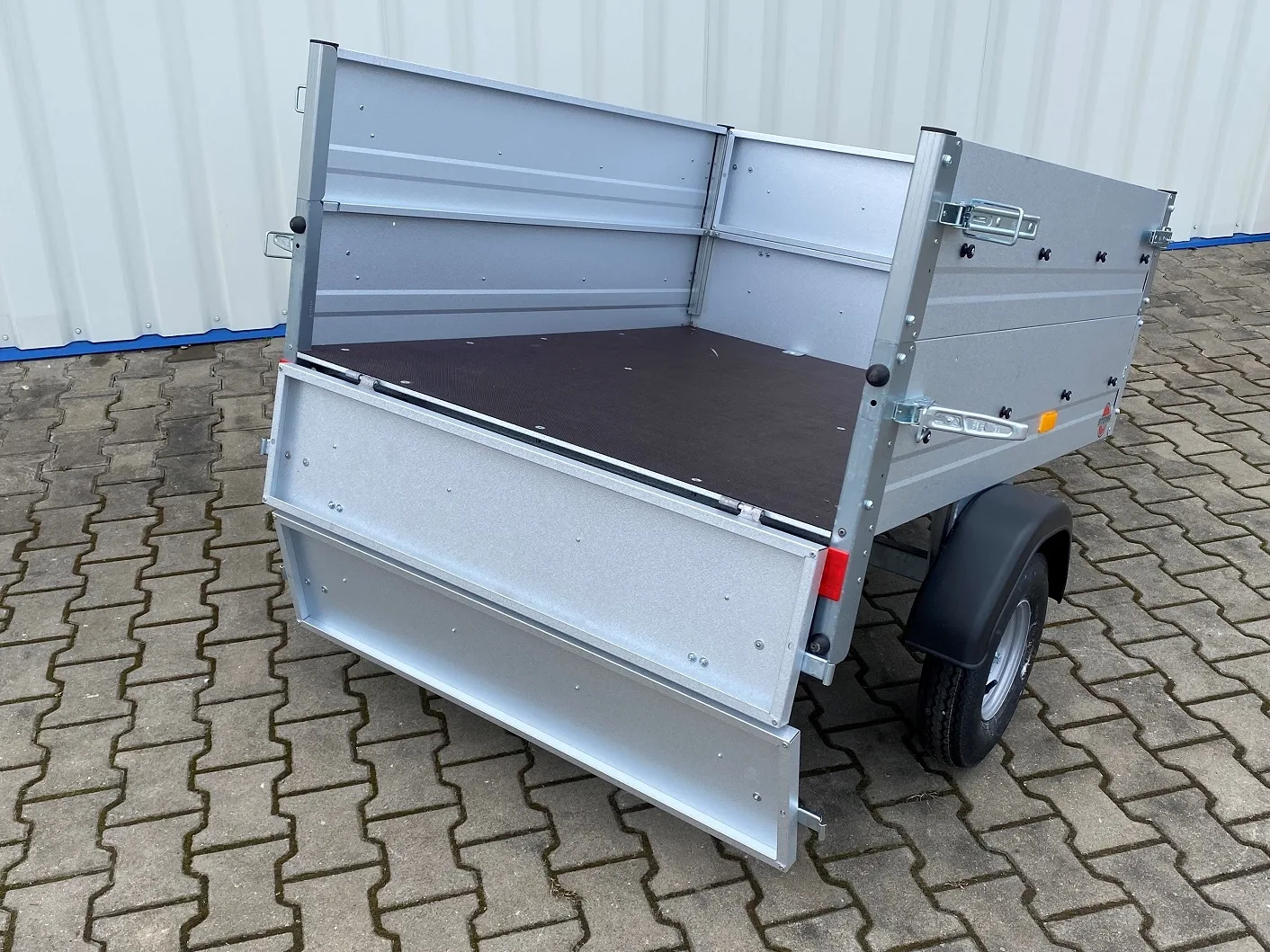 Stema MINI 350 + nástavba bočnic nebrzděný valník