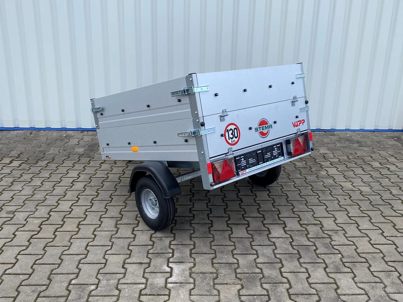 Stema MINI 350 + nástavba bočnic nebrzděný valník