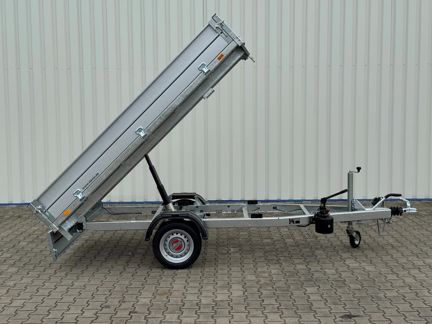 Stema RKE 18-27-15 sklopný B1 brzděný 1800 kg