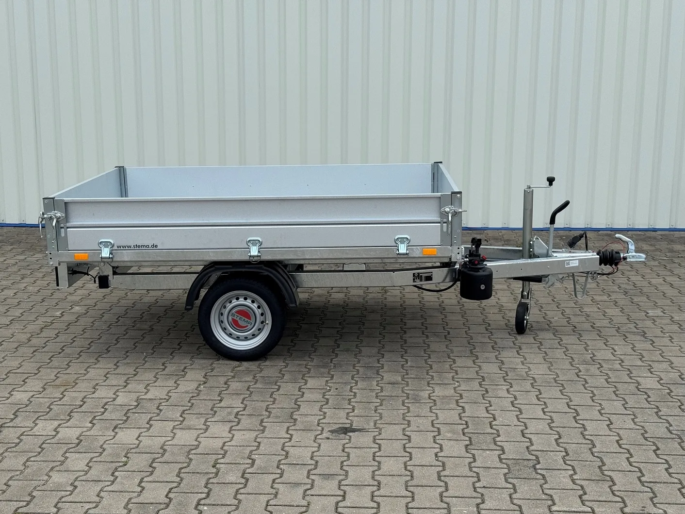Stema RKE 13-23-15 sklopný B1 brzděný 1300 kg