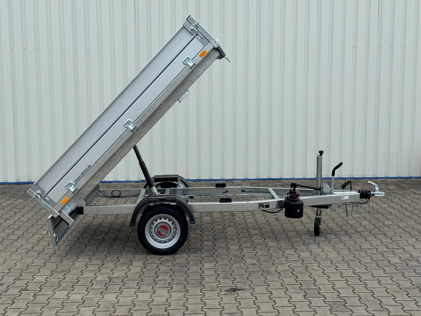 Stema RKE 13-23-15 sklopný B1 brzděný 1300 kg