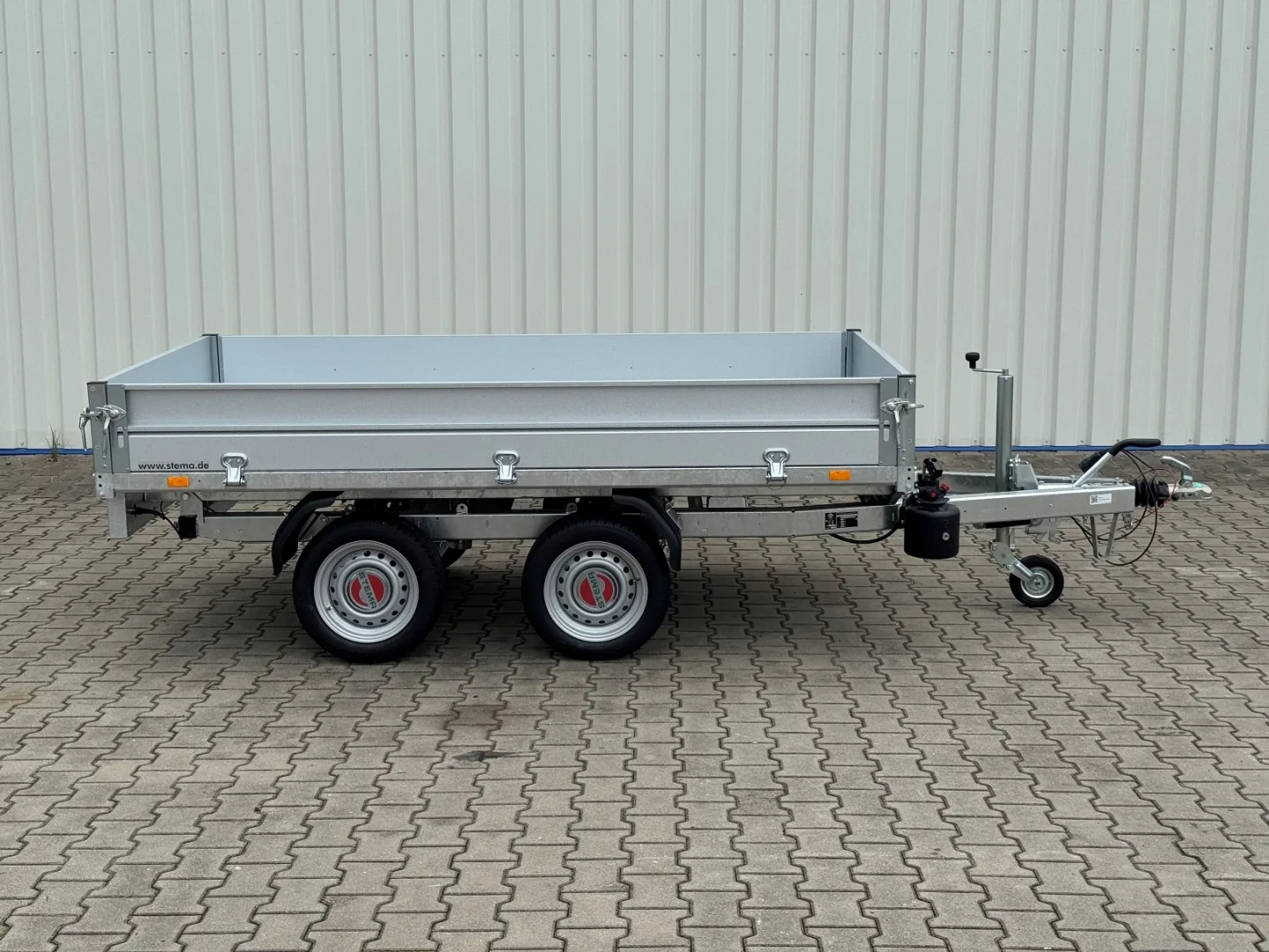 Stema RKE 27-27-15 sklopný B2 brzděný 2700 kg