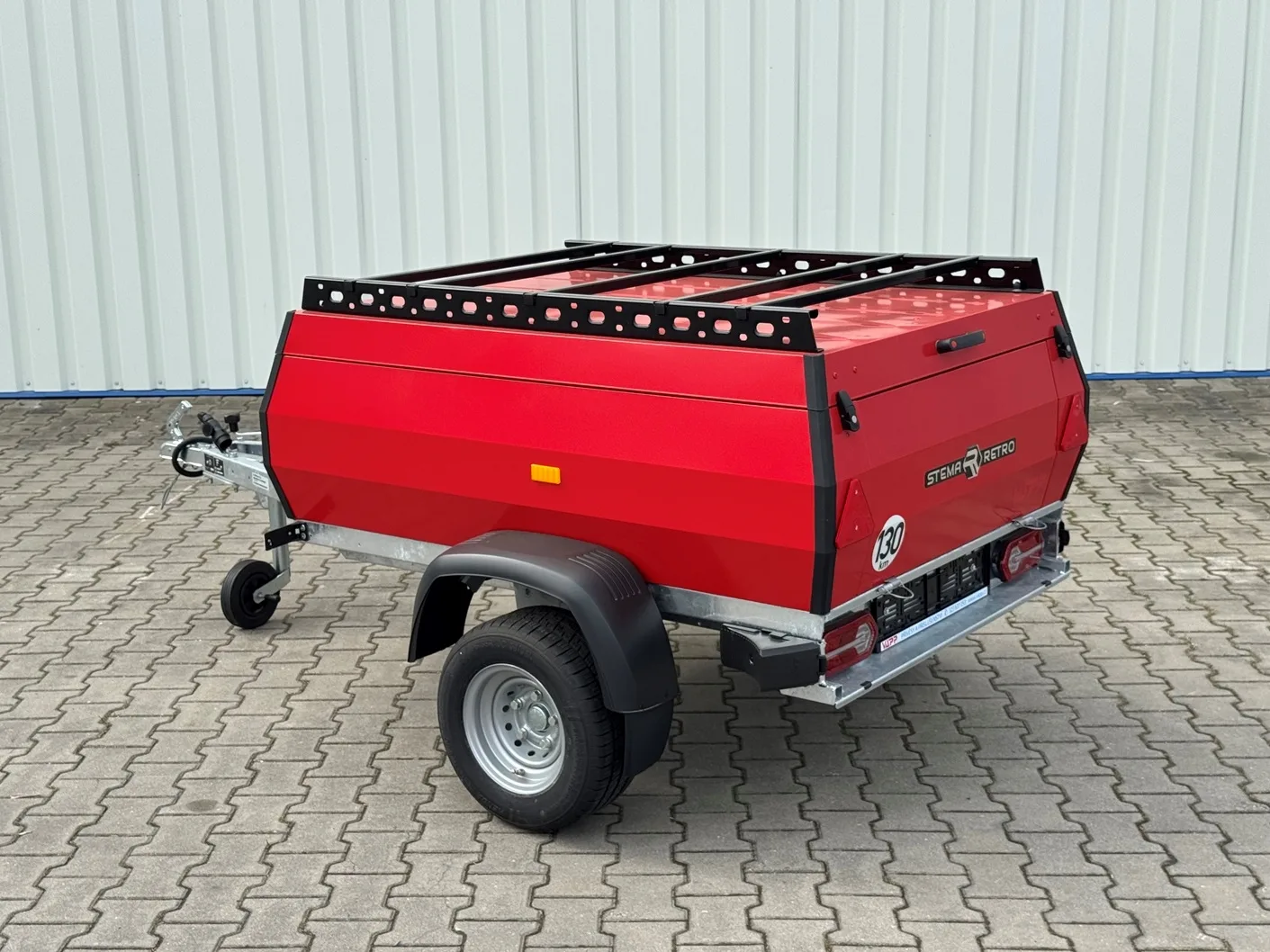 Stema RETRO Advanced červená (RAL 3001)